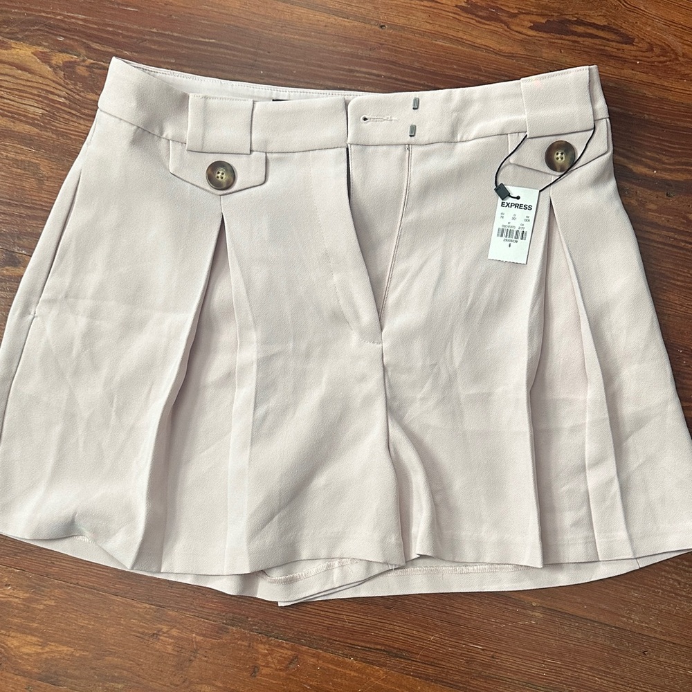 NWT EXPRESS LADIRS DRESS SKORT
